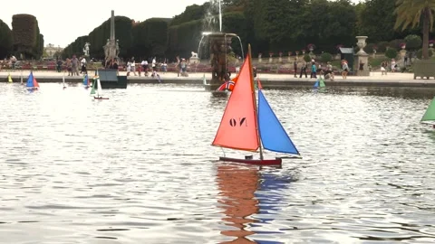 Park in Paris Stock Footage 173144063