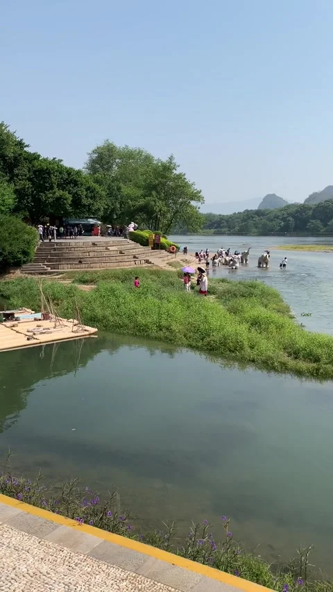 Park with the river Li at Guilin Stock-Footage 341276462