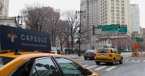 Park Row by the Brooklyn Bridge in lower Manhattan, New York City. 動画素材 103721694