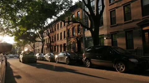 Park Slope Brooklyn at Sunset. Vídeos de archivo 50813139