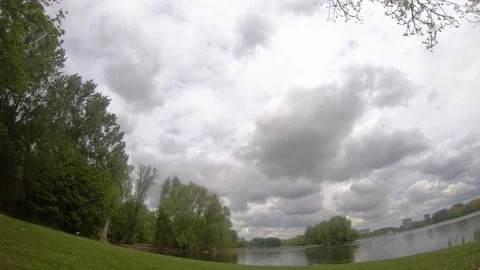 Park timelapse sky and cloud 4k 60fps Video stock 107551293