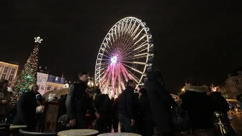 Park wheel, Fun fair, bright lights &amp; colours, timelapse Stock Footage 101349539