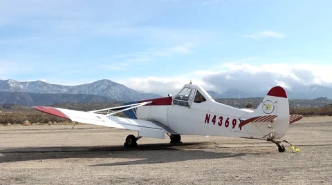 Parked Plane 動画素材 47407774