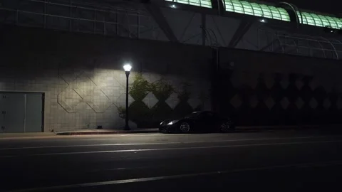 Parked under a street lamp Video stock 237126708