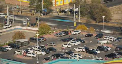 Parking at the shopping center Video stock 218964283