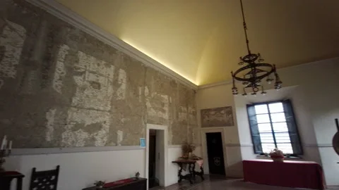 Parma bardi medieval castle interior rooms with table Vidéo 141243098