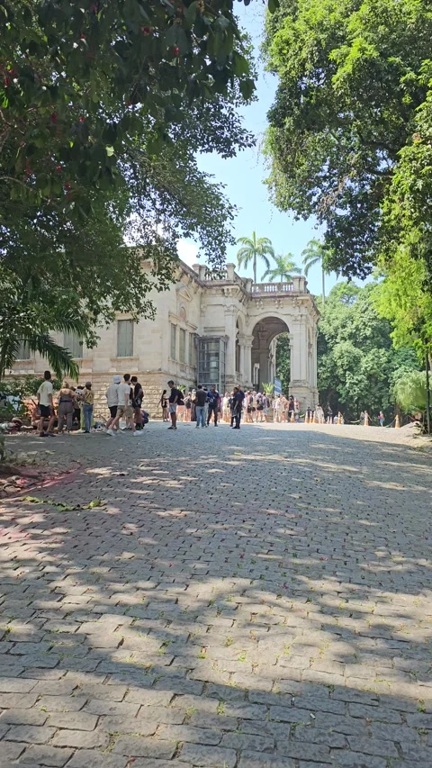 Parque Lage, Rio de Janeiro, Brazil – Historic Palace &amp; Vibes [8K] Vídeo Stock 306490080