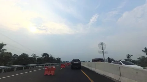 PART 2 Driving Through Trans Java Batang - PemalangToll Road, Heavy Traffic Video stock 129473140