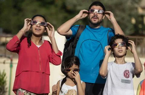 Partial annular solar eclipse seen from Cairo, Egypt - 21 Jun 2020 Foto stock
