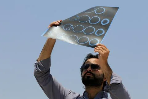 Partial annular solar eclipse seen from Pakistan, Peshawar - 21 Jun 2020 Foto stock