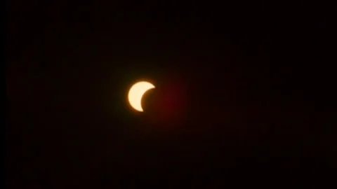 Partial solar eclipse celestial event Europe on August 12 2026 timelapse time Vidéo 347392087