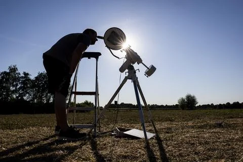 Partial solar eclipse in The Netherlands, Lattrop - 12 Aug 2026 Fotos de archivo