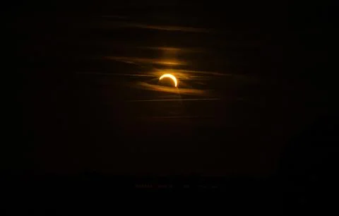 Partial solar eclipse seen in Berlin, Germany 스톡 사진