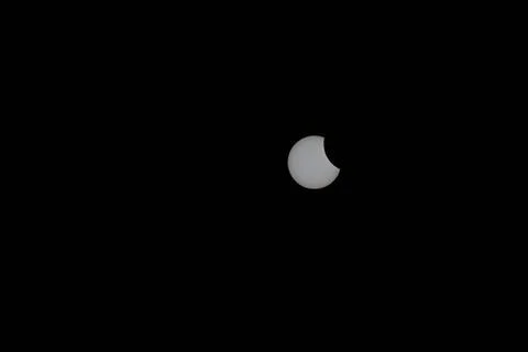 Partial Solar Eclipse in the Sky from Kollund DK in March 2025 Fotos Stock