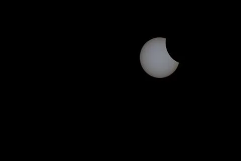Partial Solar Eclipse in the Sky from Kollund DK in March 2025 Fotos Stock