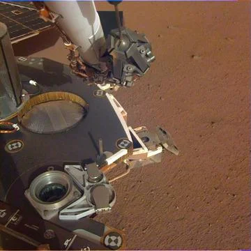 A partial view of the deck of NASA s InSight lander, where it stands on th... Foto stock