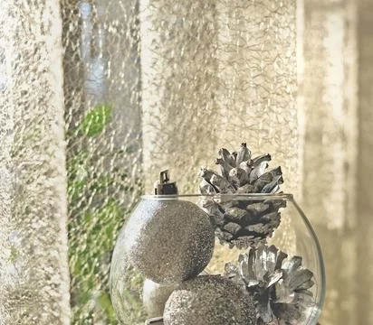 Partially blurred view with low sharpness transparent vase 스톡 사진