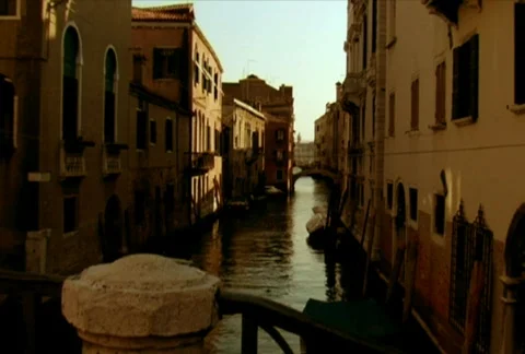 PARTICLES/venice/MDVI 13 Видео 64135