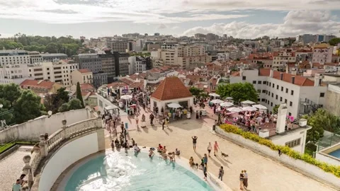 Party on a viewpoint Lisbon Timelapse 動画素材 199098367