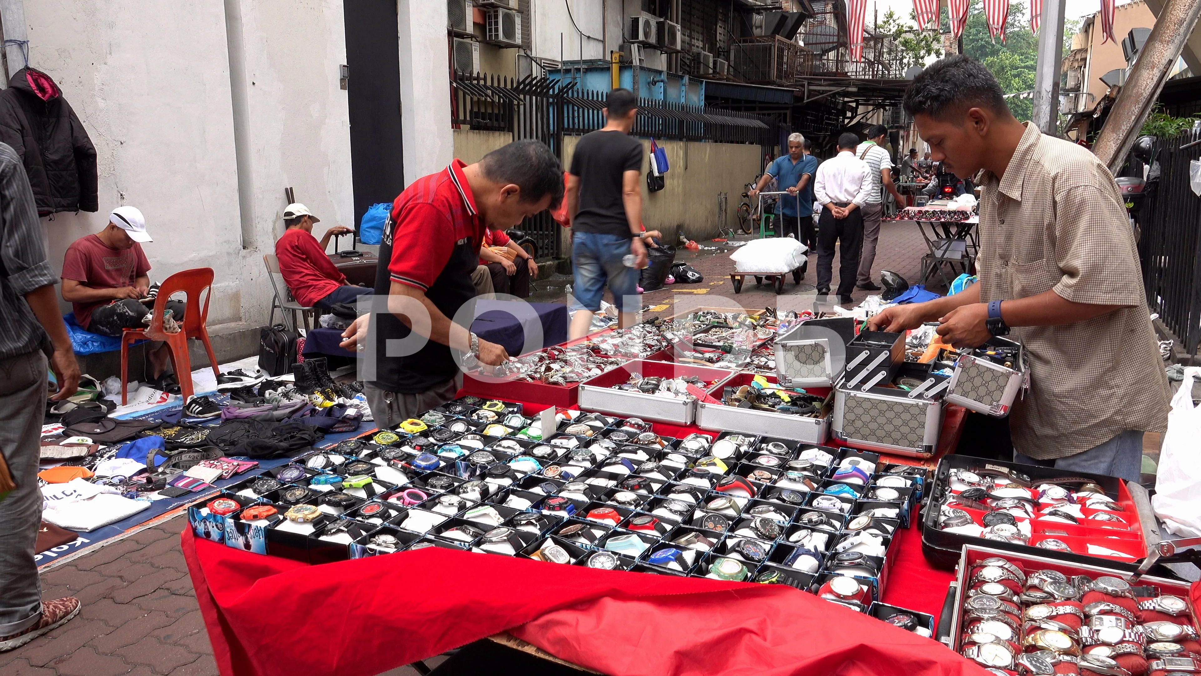 Pasar Karat Flea Market In Chinatown Ku Stock Video Pond5