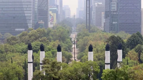 Paseo de la reforma seen from the castle of Chapultepec Stock Footage 157639540
