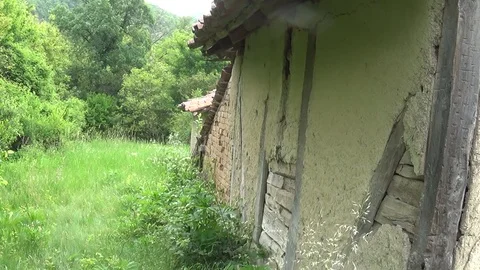 Passage next to the old and abandoned house Video stock 112445294
