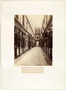 Passage of the opera, barometer gallery, 9th arrondissement, Paris Passage... 스톡 사진