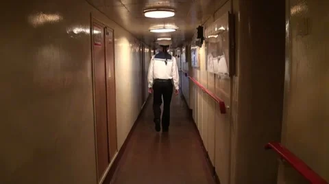 The passage of the seafarers by a corridor Video stock 8004452