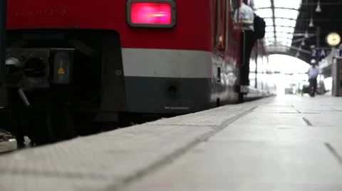 Passenger boarding the train Видео 11631050
