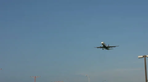Passenger Jet Overhead Vídeo Stock 49663467