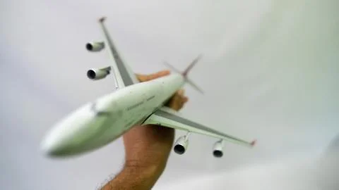 Passenger plane on map and plane crash - Foto stock
