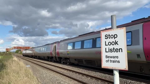 Passenger train on the Bristol to Birmingham mainline. Video stock 287987782