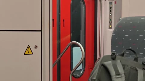 Passenger Train Red Interior Wall With Metal Grab Handle Vidéo 341885238