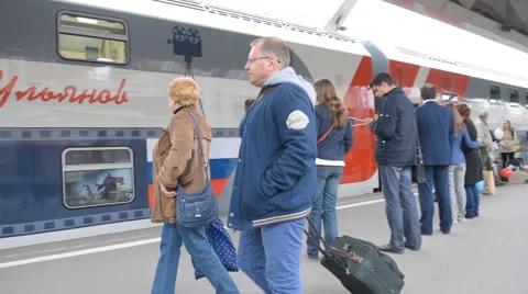 Passengers at the double-decker train Mikhail Ulyanov 스톡 동영상 64085844