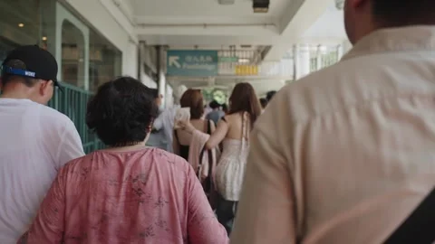 Passengers Exiting Ferry Pier in Hong Kong. Stock-Footage 336649349