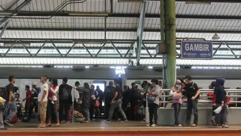 Passengers of Train Stock-Footage 11123959