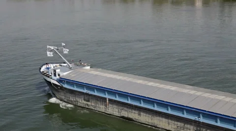 Passing cargo ship - River Rhine Видео 37184326