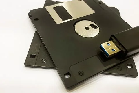 From Past to Present. The Evolution of Data Storage. 스톡 사진