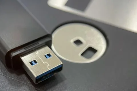 From Past to Present. The Evolution of Data Storage. 스톡 사진