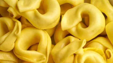 Pasta background : tortellini Stockbeeldmateriaal 8860652