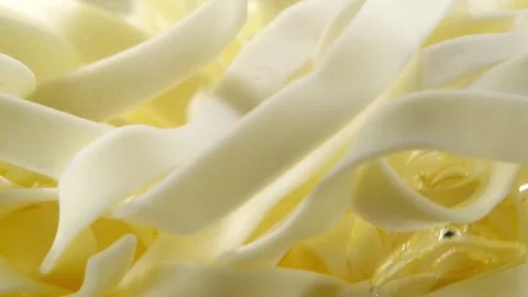 Pasta boiling in the water with bubbles 動画素材 130876964