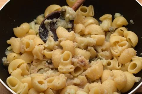Pasta with cauliflower Stock Photos