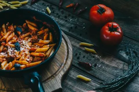 Pasta In Pan Stock Photos