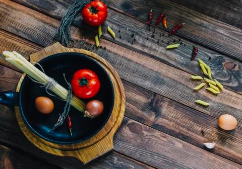 Pasta In Pan Stock Photos