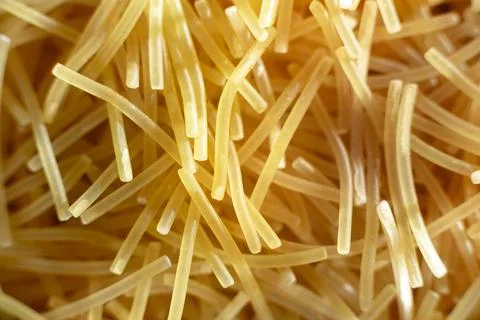 The pasta is thin. Dry thin pasta pasta very close 库存照片
