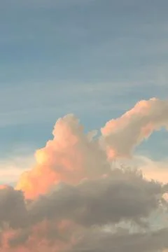 Pastel Cloudscape at Sunset Fotos de archivo