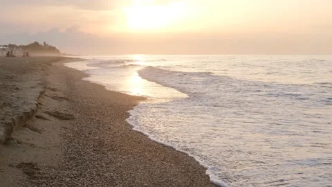 Pastel sun light ray reflection on sea water surface Video stock 158229890