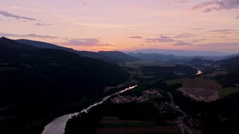 Pastel sunset river landscape Stockbeeldmateriaal 335713508