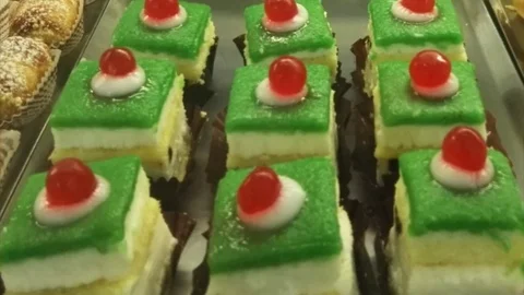 Pastries tracking shot Video stock 75790380