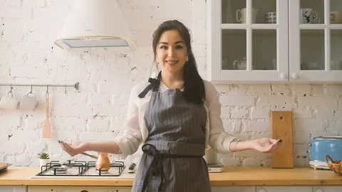 The pastry chef plays flour. Fun in the kitchen 動画素材 126542419